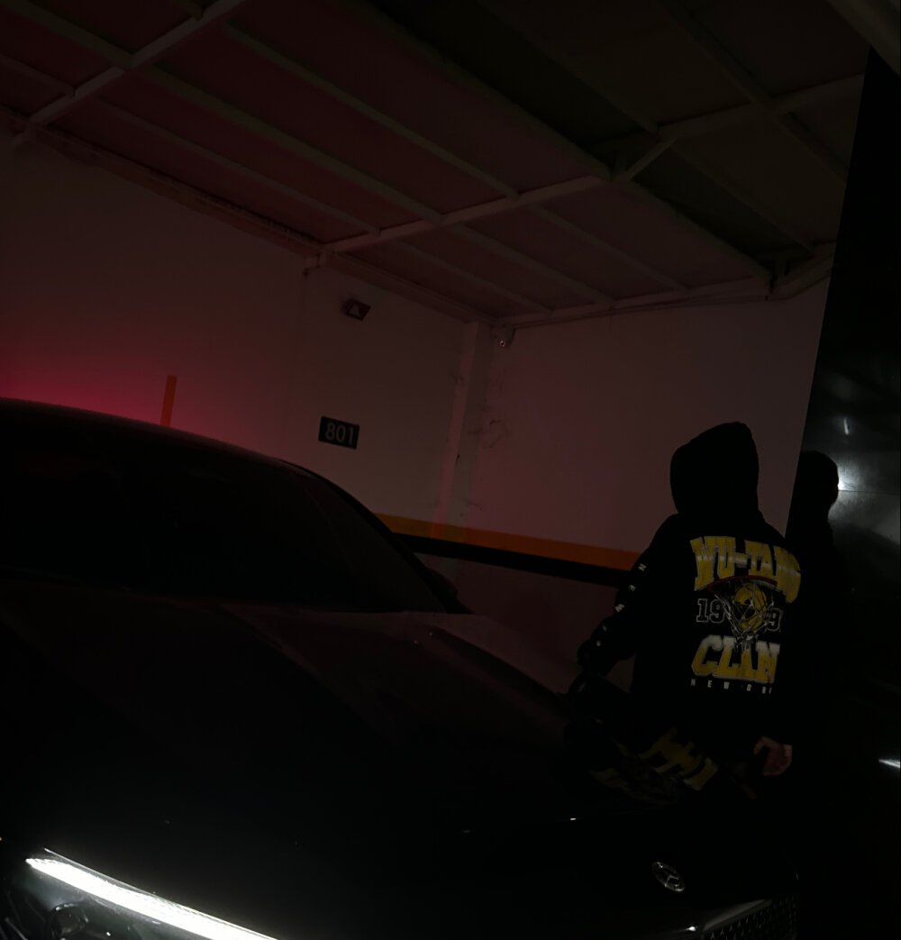 AleMarquxz's Offline XXX Chat