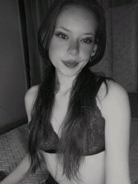 Afrodittha__ApoLo's Offline Chat Room