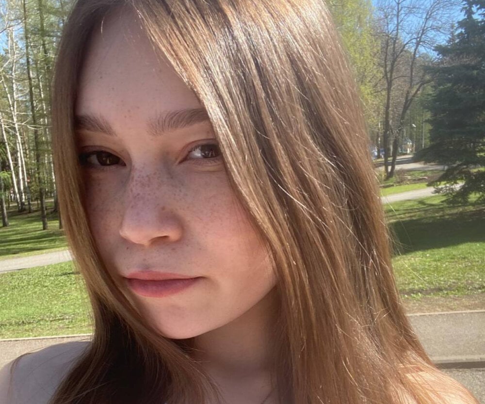DelisaTrench profile