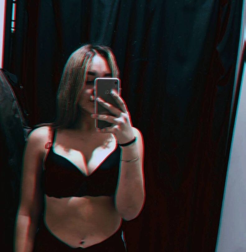 Mia_Konor 💱 sex chat