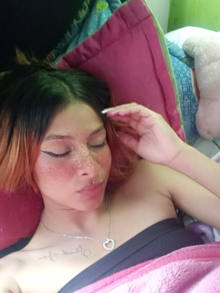 Live sex webcam photo for ashley_gomez__ #289910347
