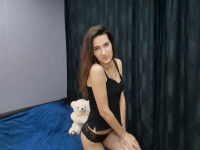 Bany_Brandy - most affordable cam2cam