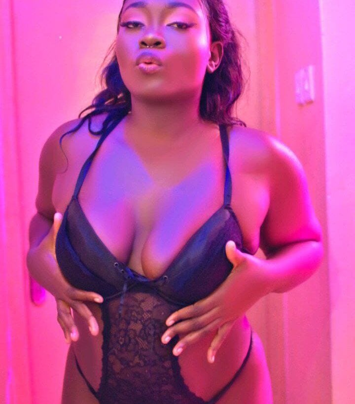 watchgirlcam.com lunalust_ livesex profile in on-the-router cams