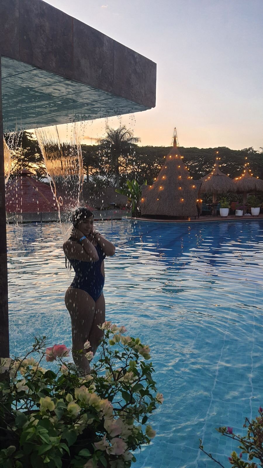 carolineeh_