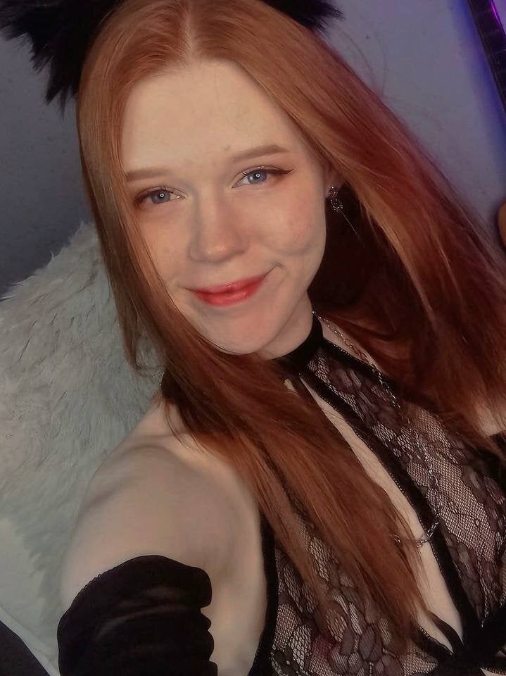 Foxy-Flame Chat XXX offline