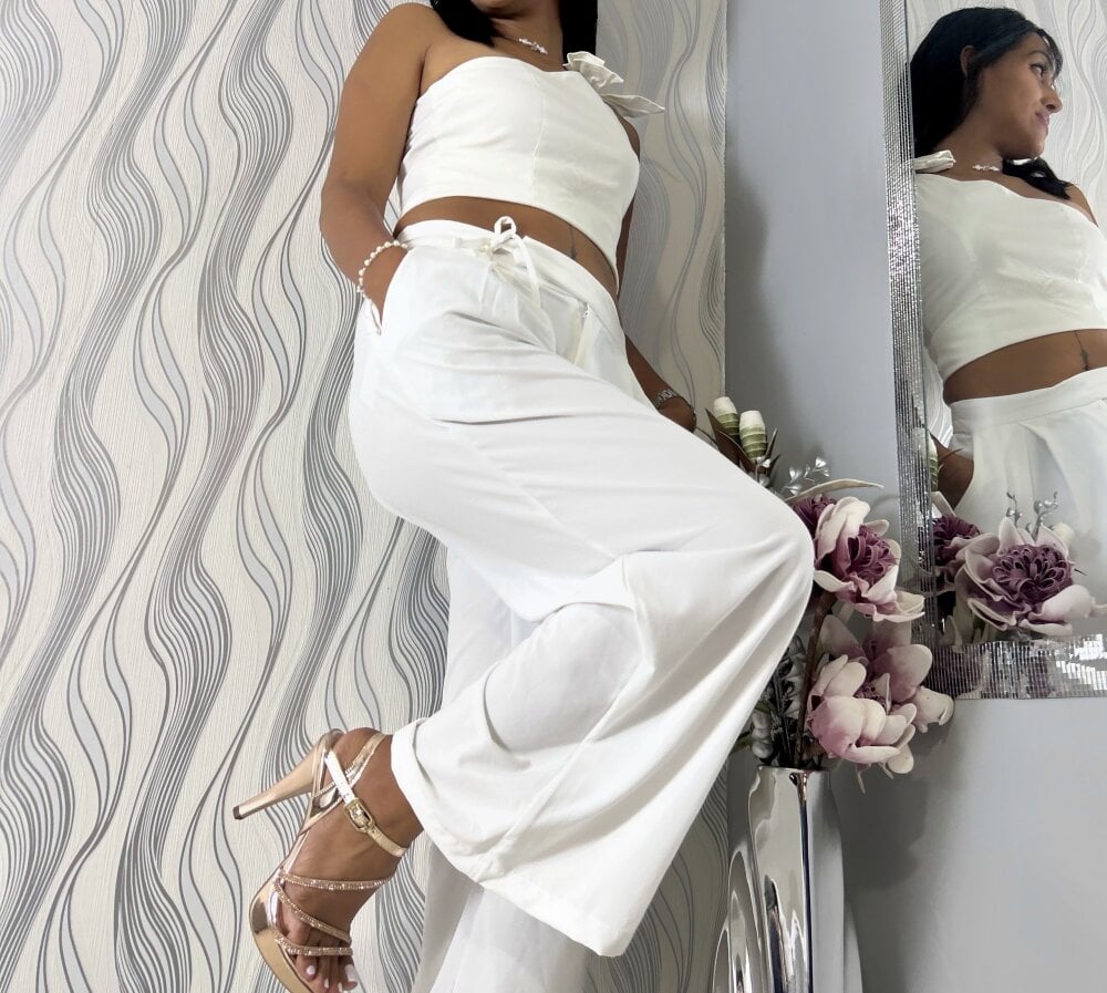 Mirabelle_kam profile