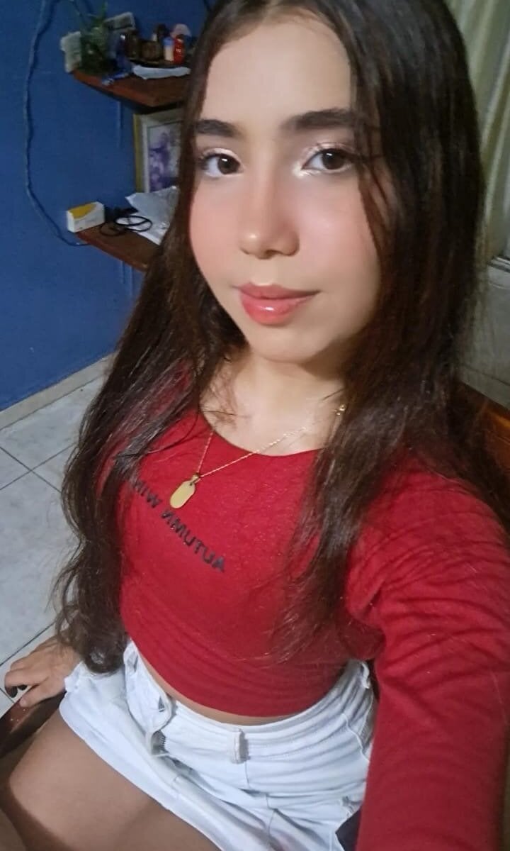 marcela_powl profile
