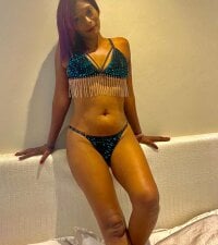 Indianrose83's Live Sex Cam Show