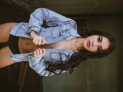Melanie_Evans_