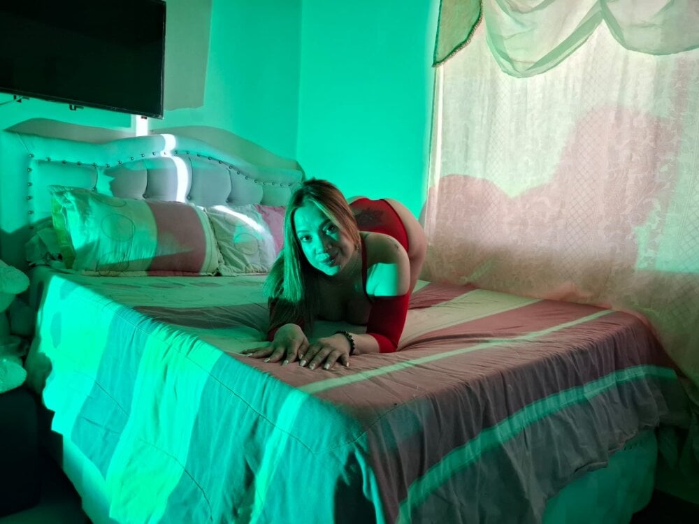 sexylatina001