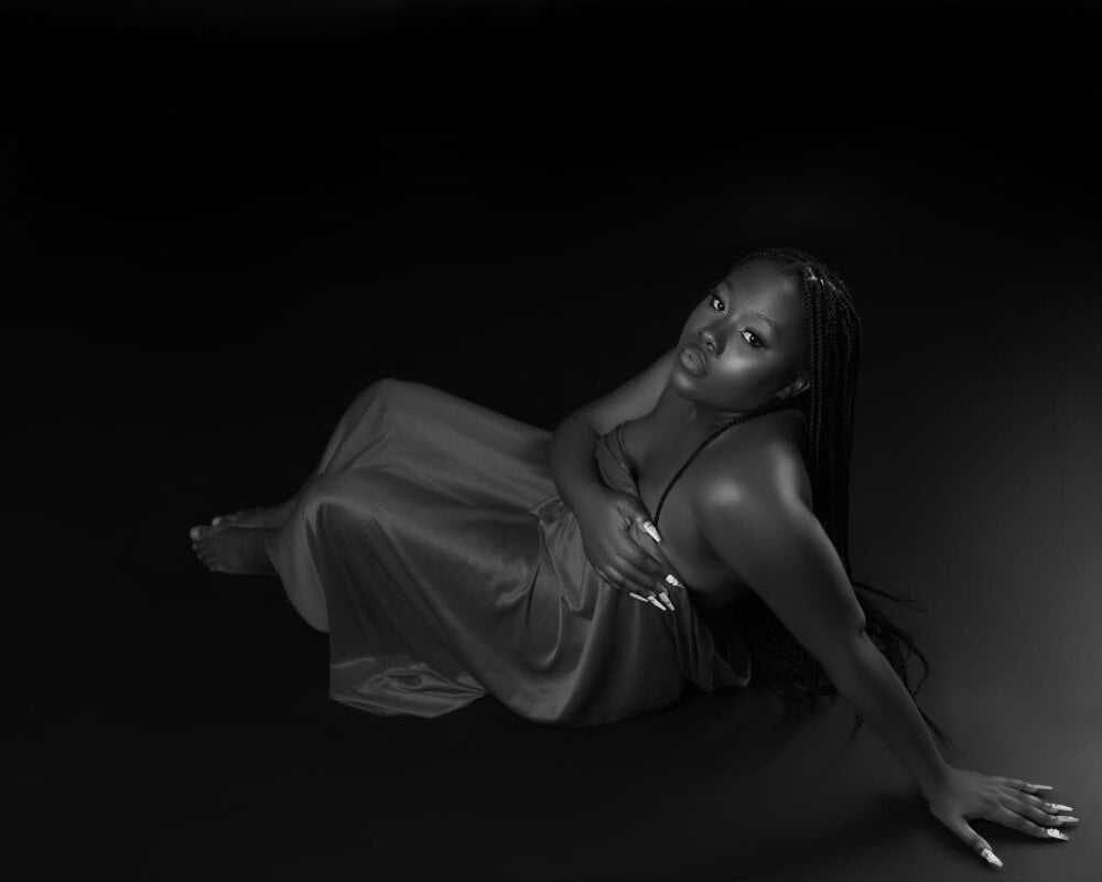 Freaky_laury profile