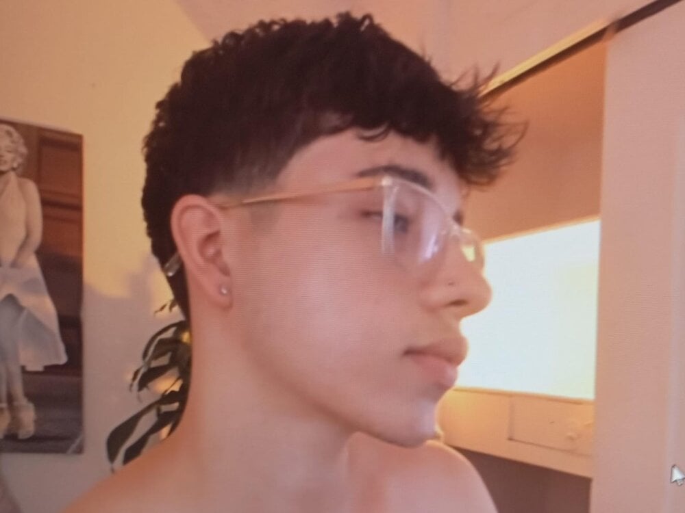 mrhot_night profile