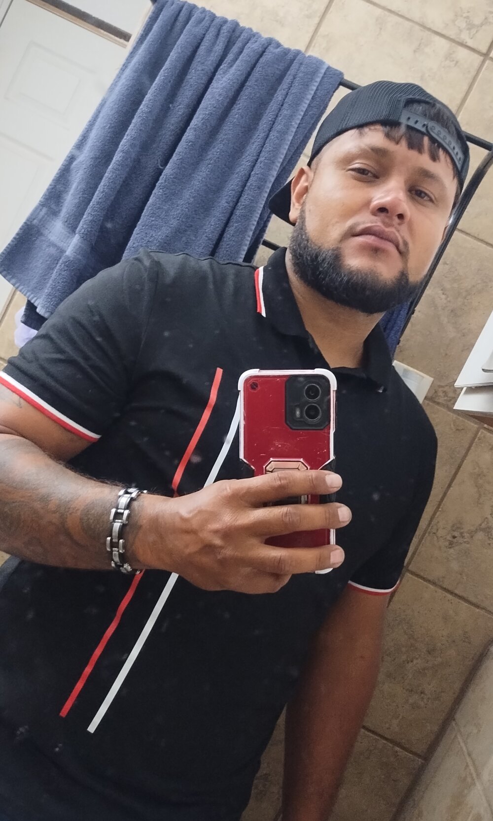 itsjust8 profile