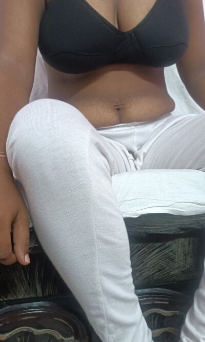 newgirlrani from stripchat