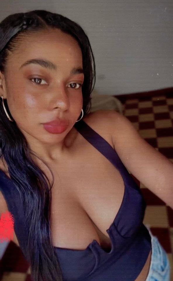 iluvcams.com sahia_ebony livesex profile in english cams