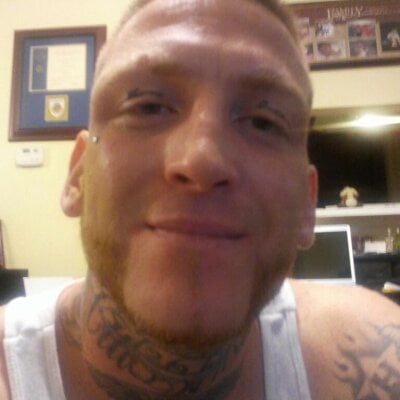 MRTATTWO Live Cam on StripChat