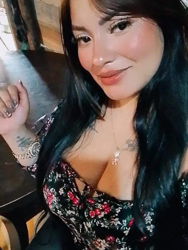Veronica_Florez_t profile