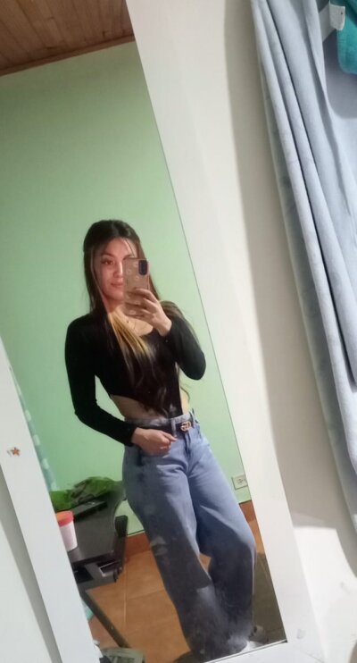 Kaitlyn_blue