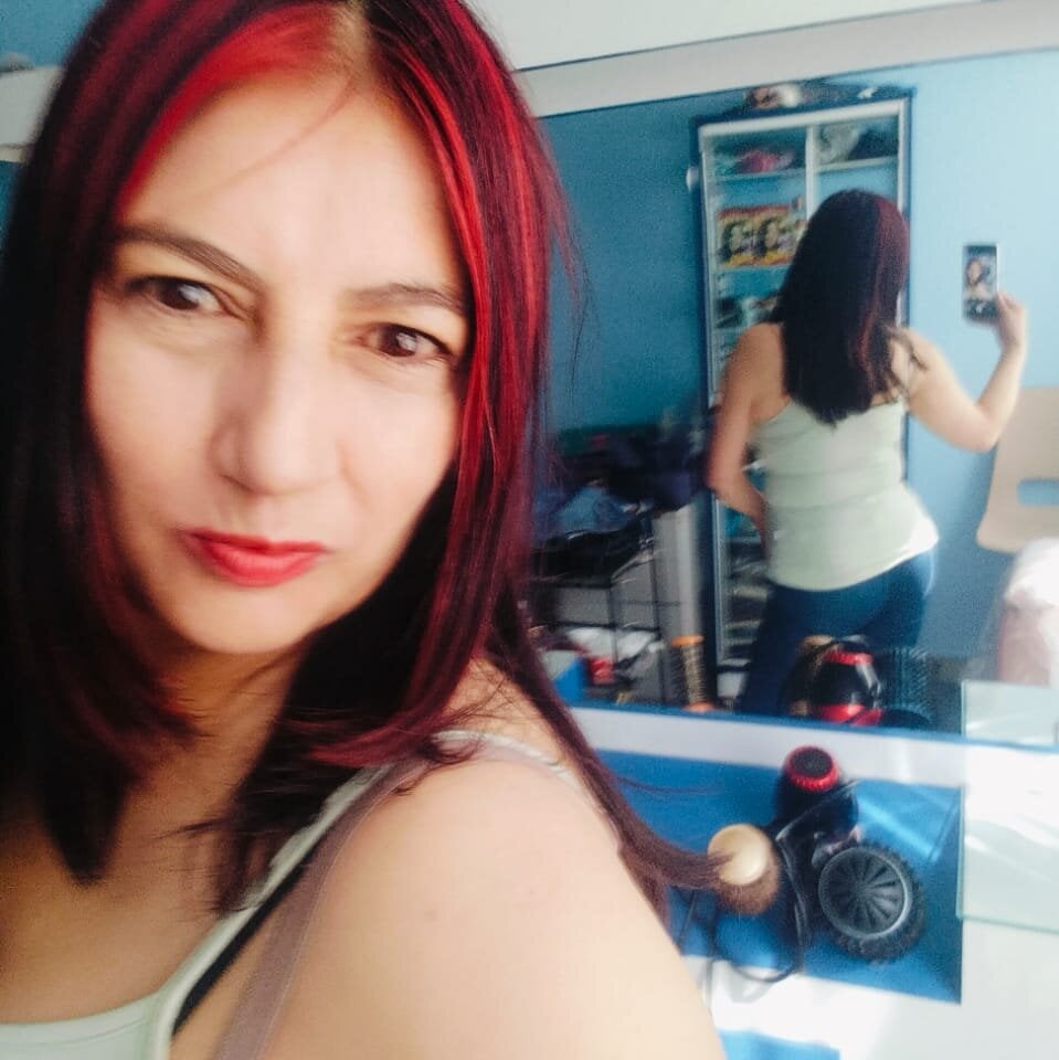 watchgirlcam.com adalya_y livesex profile in colombia-u-head-3 cams