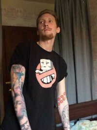 DavidBarret's Offline Chat Room