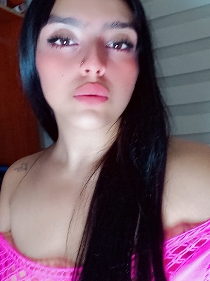 Live sex webcam photo for daney420 #289203374