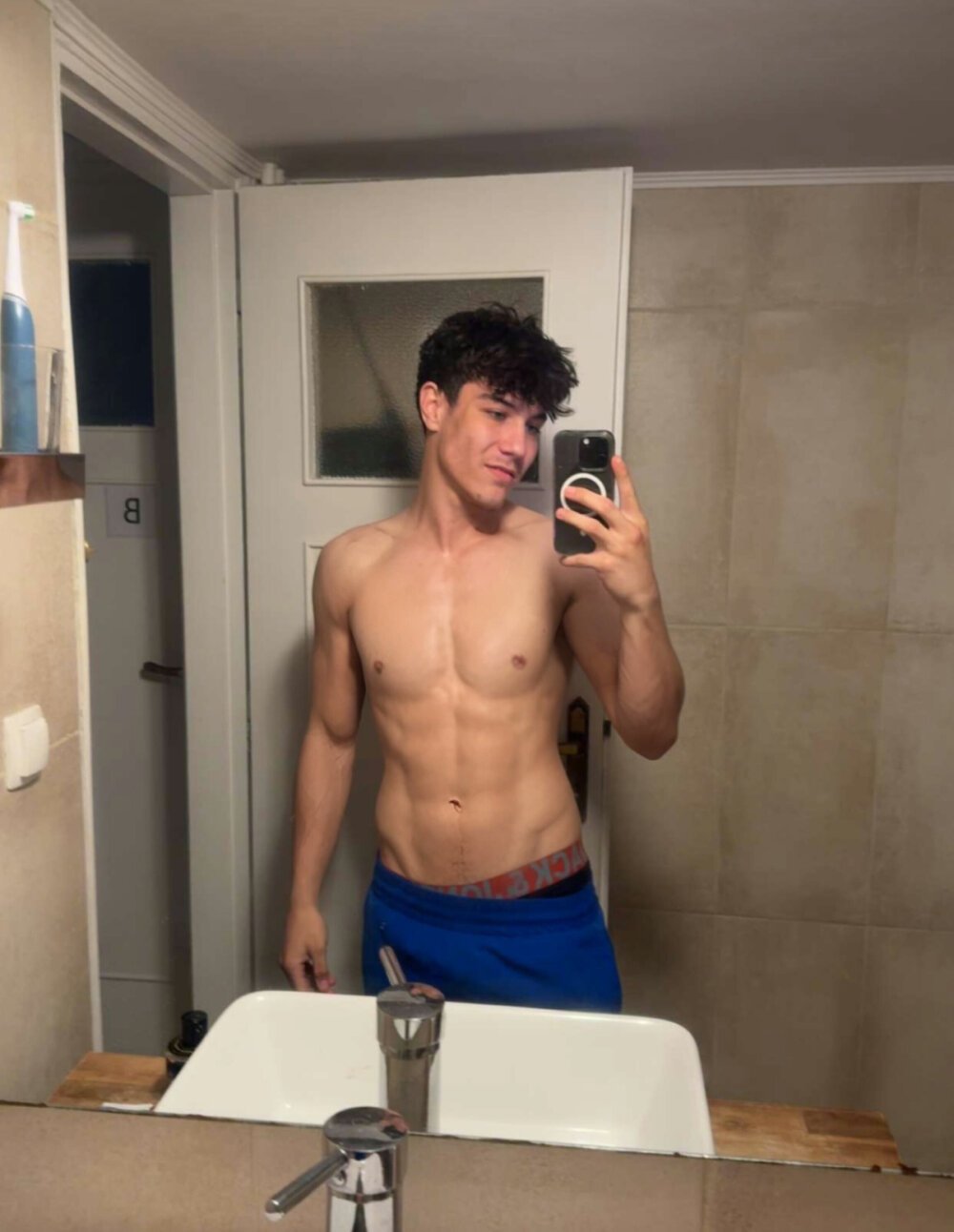 deno_yn from stripchat