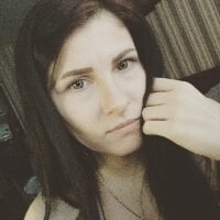 Karina_Oneskyblue's Offline Chat Room