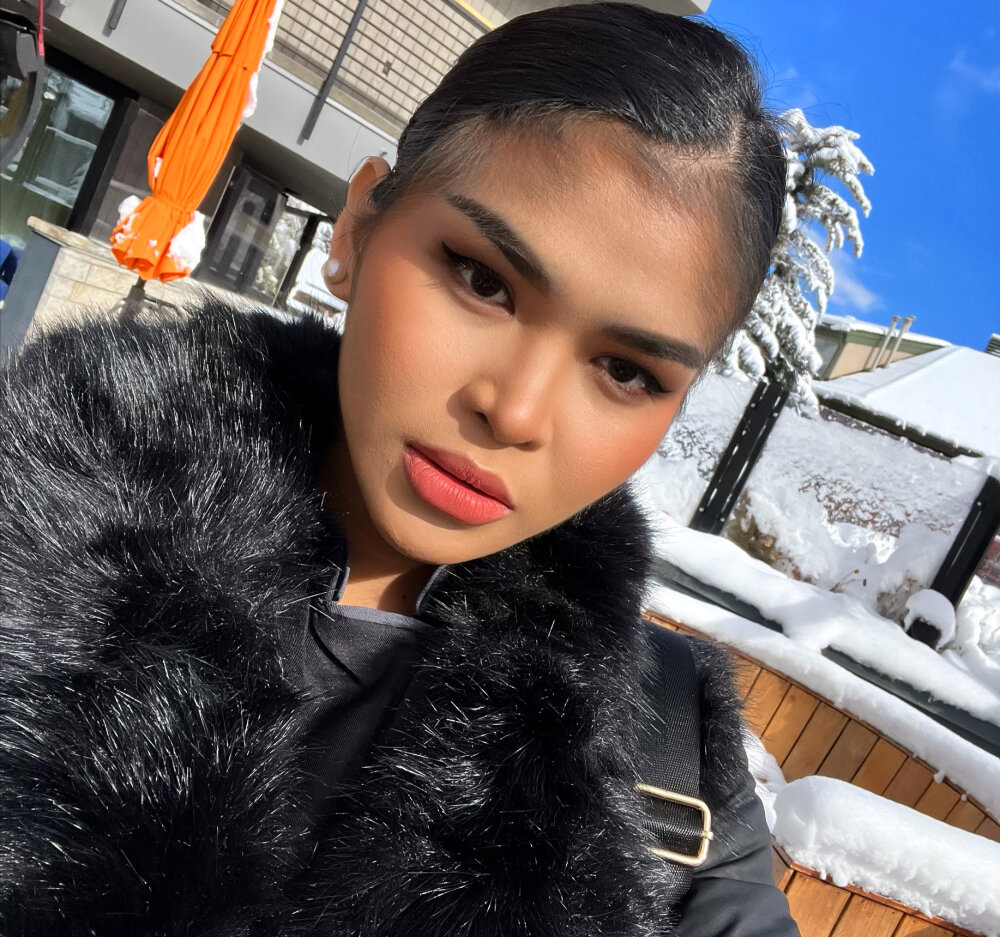 juliexuniverse profile