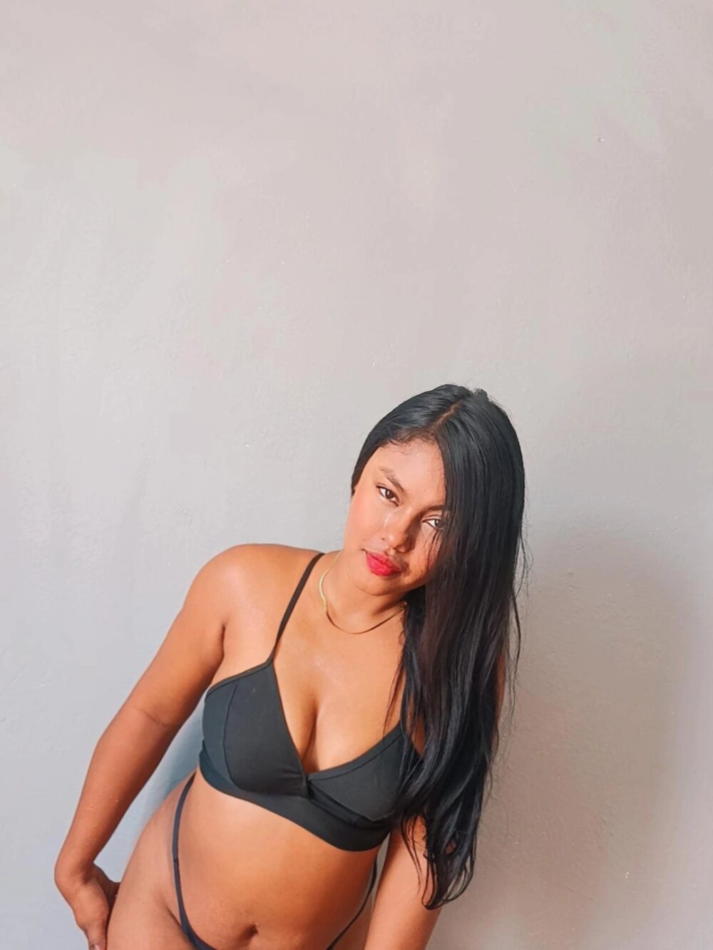 chatnmate.com darymelendez22_ livesex profile in small-tits cams