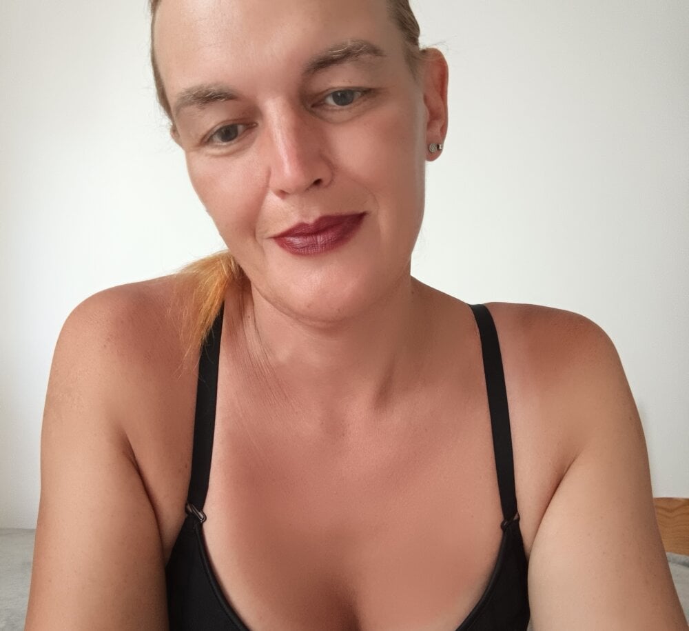 Olga_Corvo 오프라인 채팅방