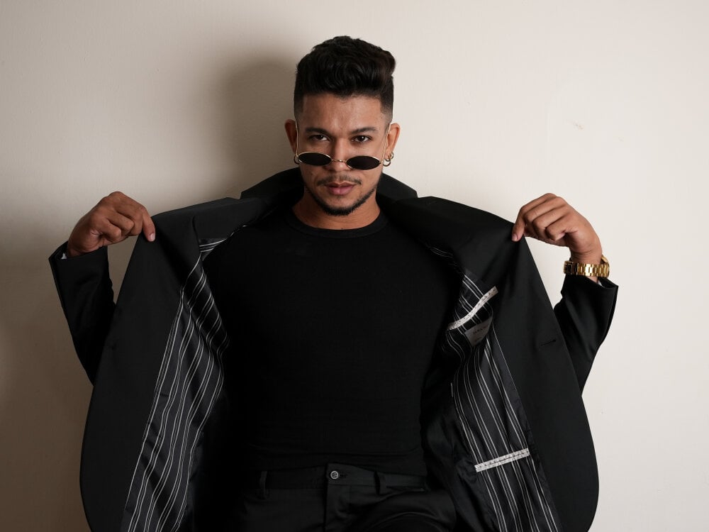 nolan_joness from stripchat