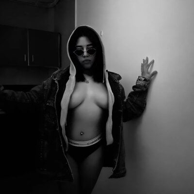 nicecherry_ - striptease