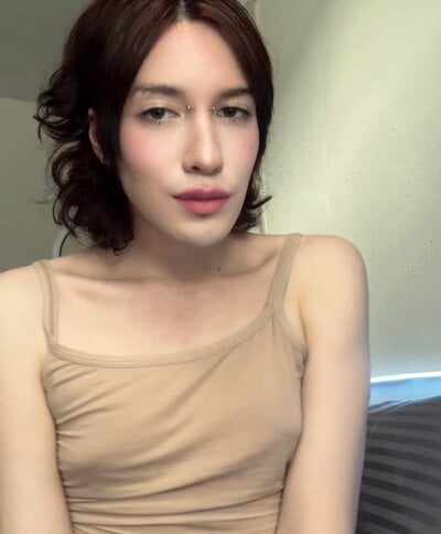 Kolette_Gray Trans Footjob Live Cam Striptease
