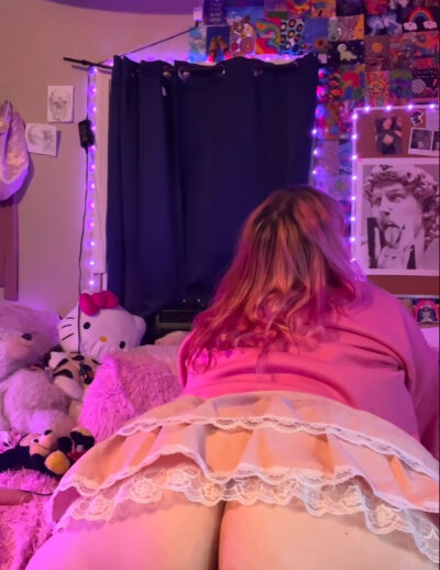 dumb_camwh0re from stripchat
