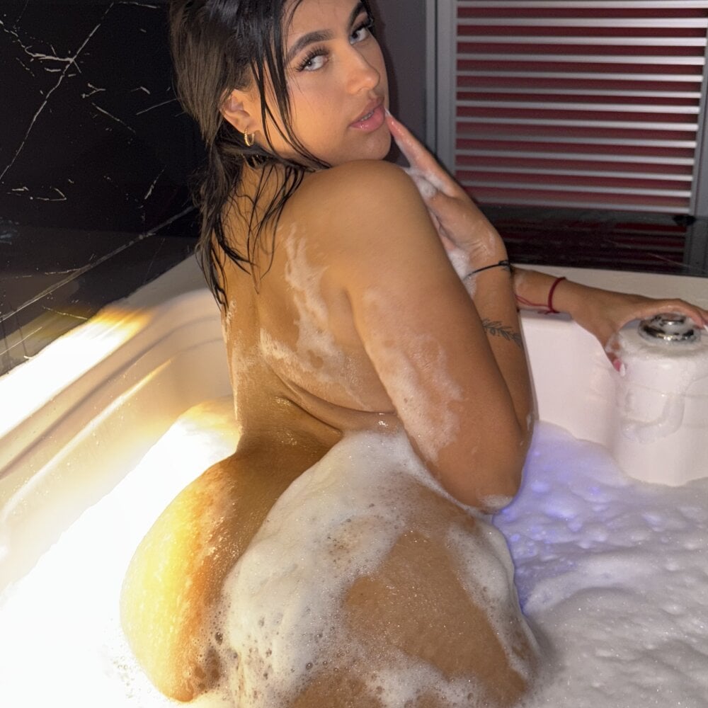 daffne_millers from stripchat