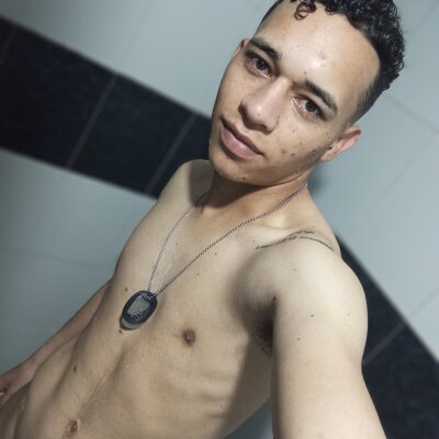 Fabio2005 Male New Adult Cam