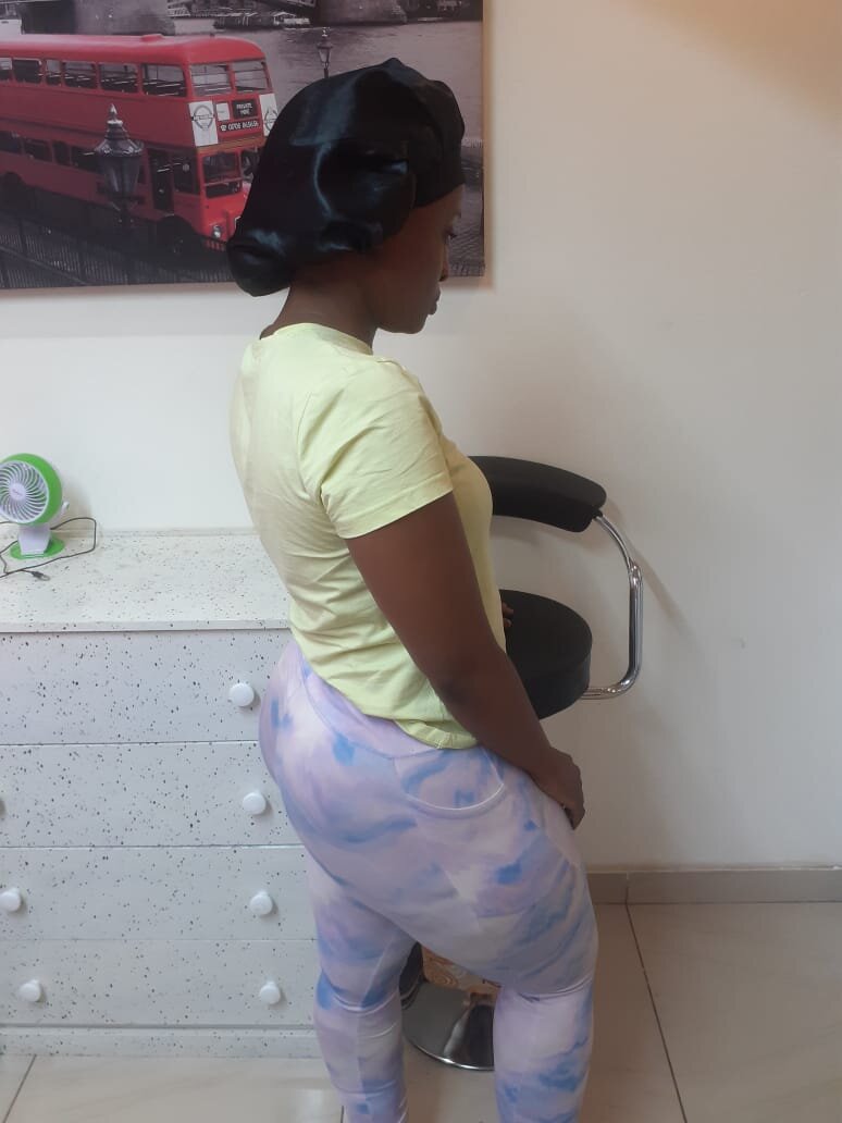 WHITE_MANDY
