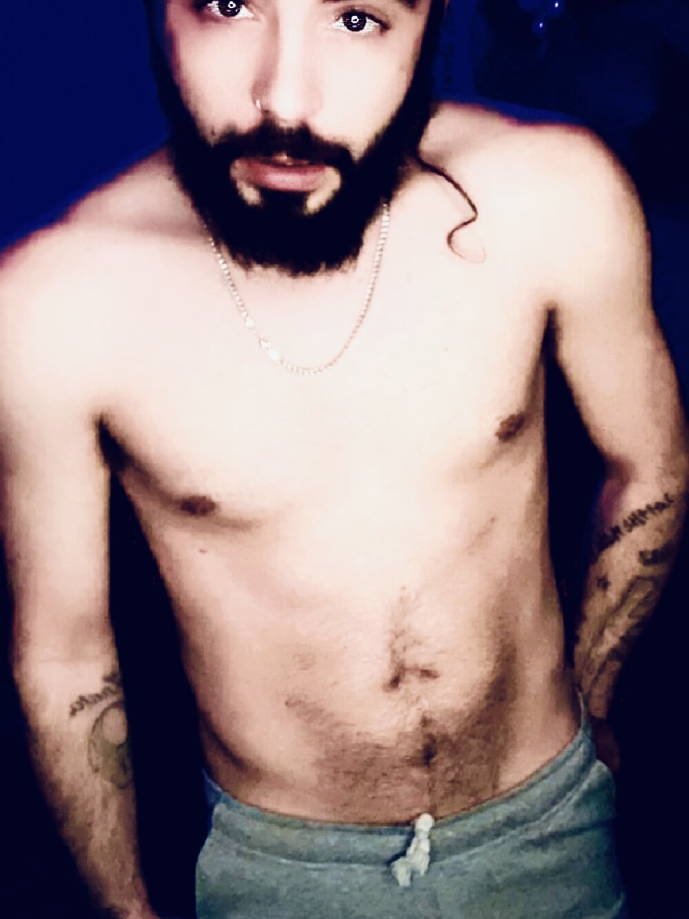 BROKEBOY707 Adlı Modelin Çevrimdışı XXX Sohbeti