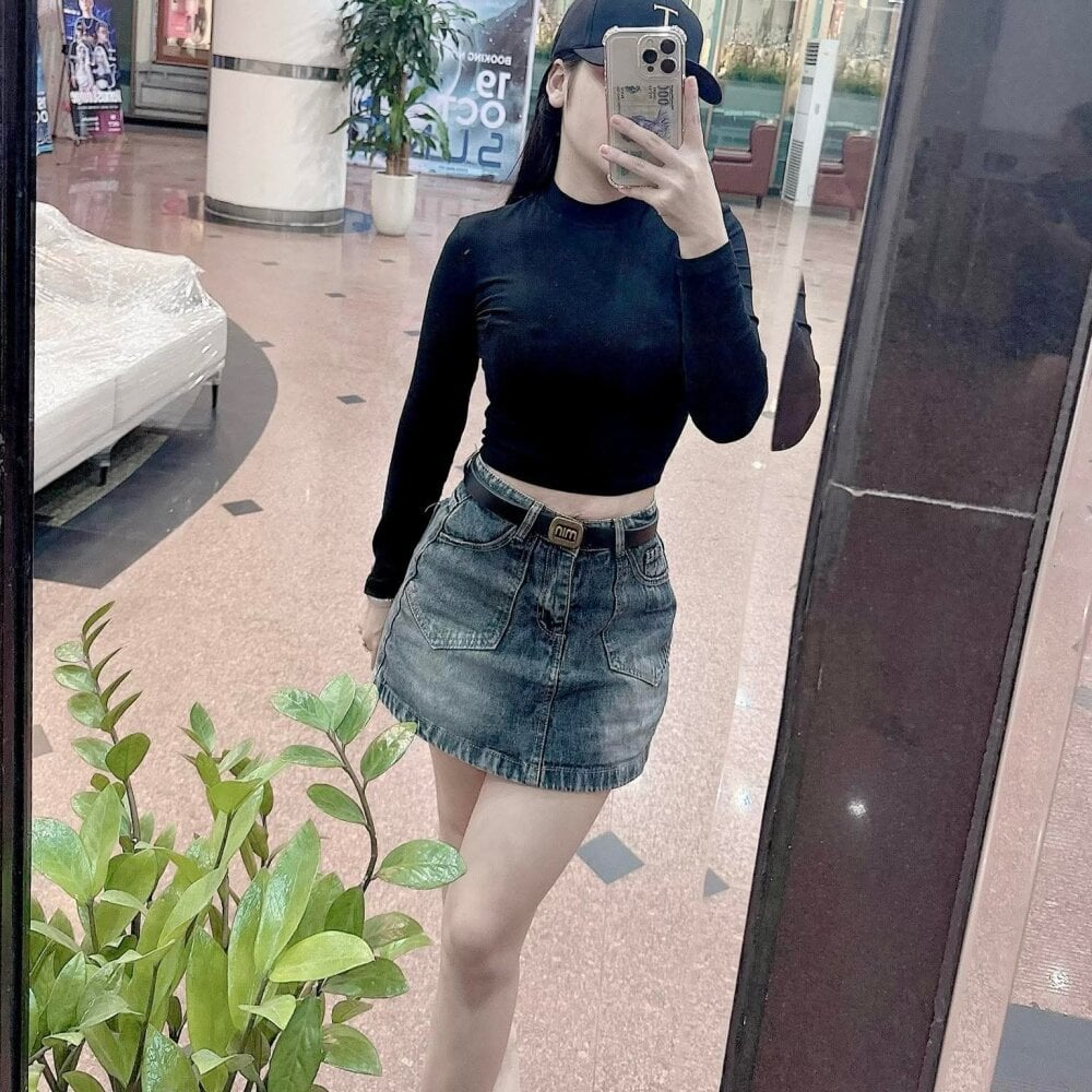 247camsex.com evelyn-n livesex profile in ask-in-pm-or-private cams