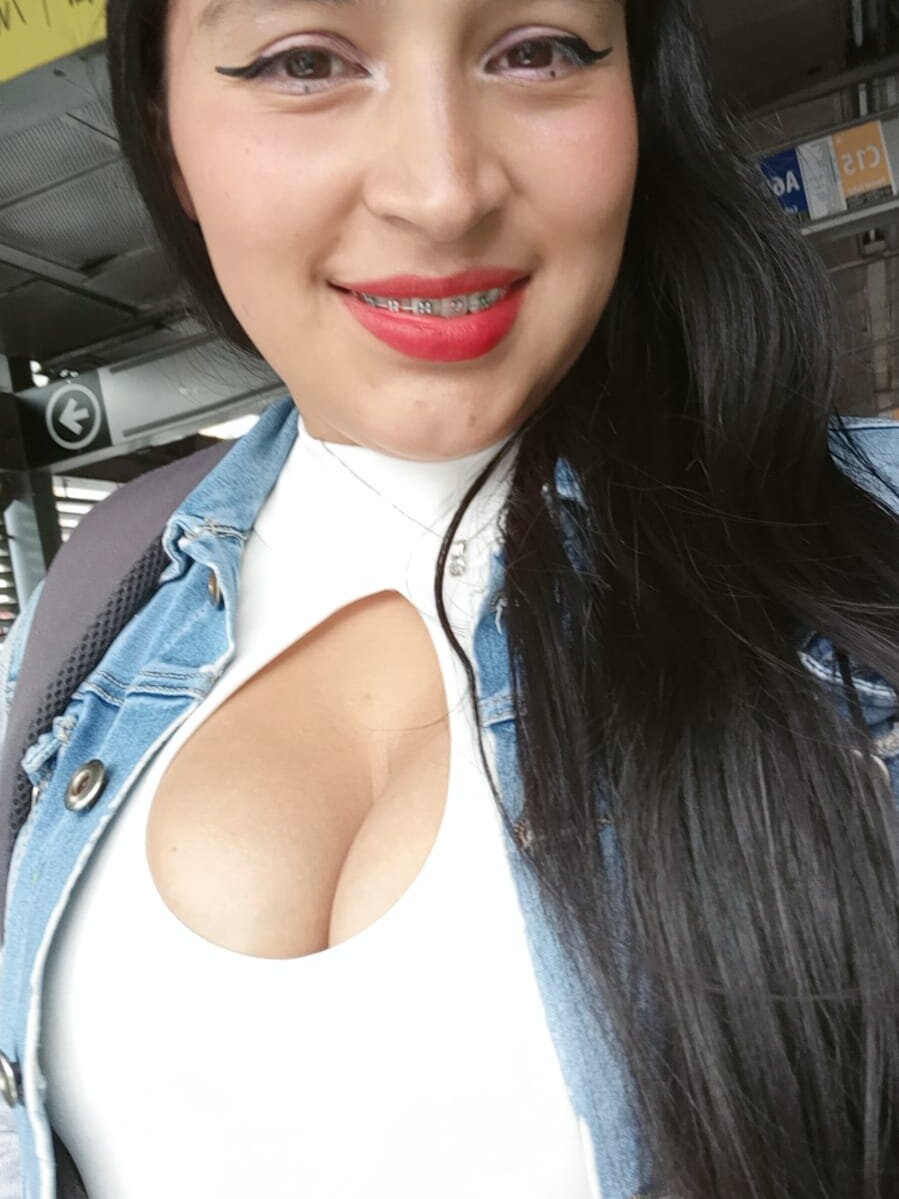 kitty_luna_ from stripchat