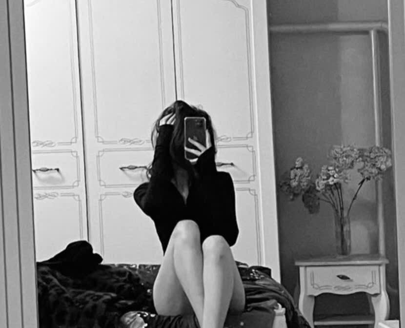 sleekcams.com bi_biii livesex profile in caucasian cams