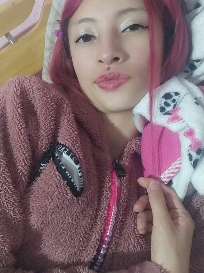 Watch danielaquintanalx live on cam on StripChat