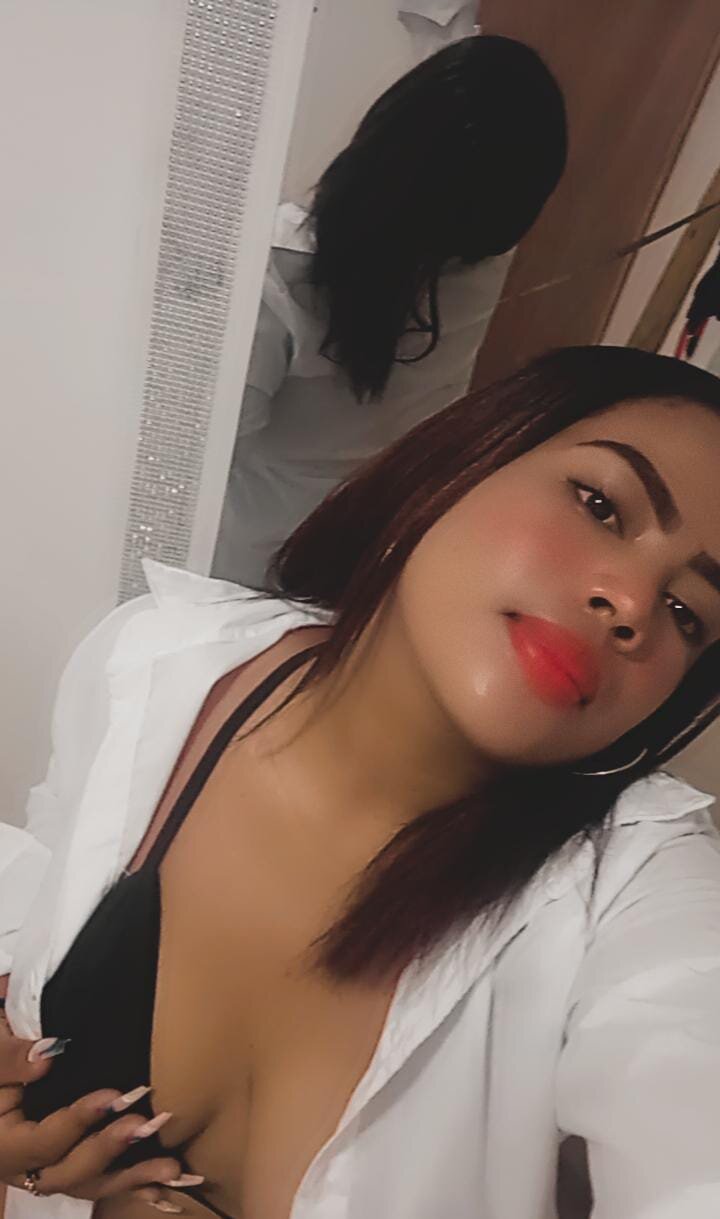 lily_taylor