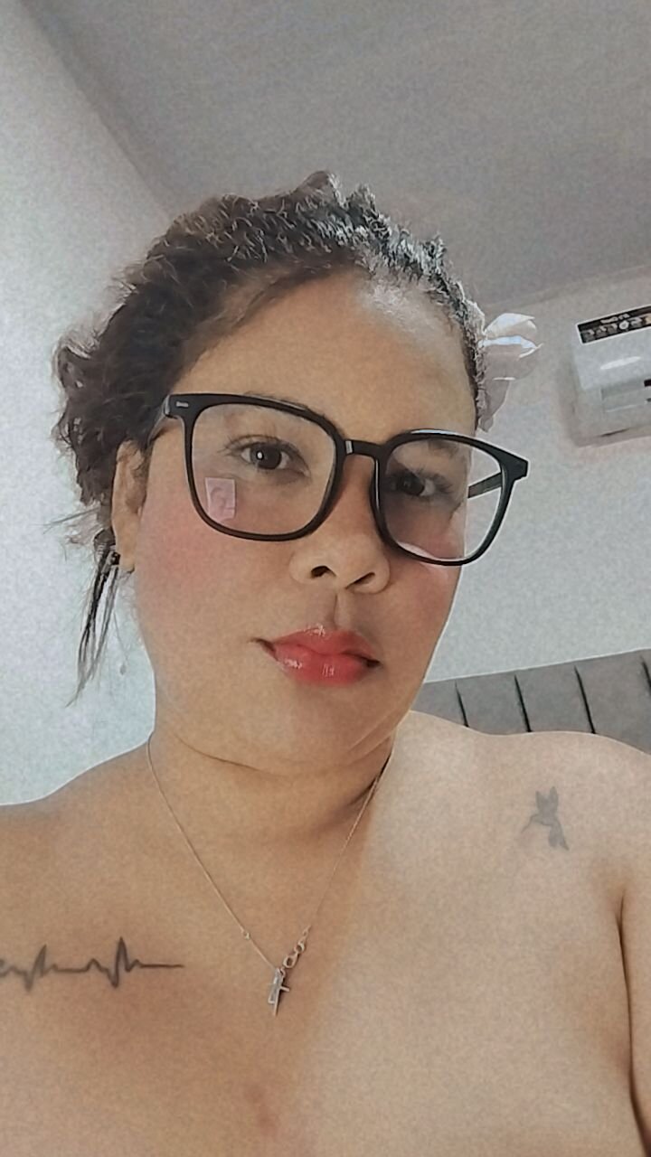 La-morena-hot