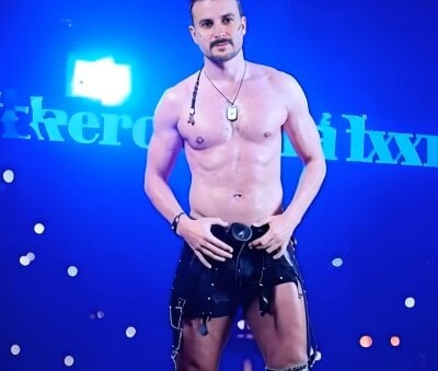 Erotictoyboy69