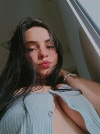 Celestehotsex's Offline XXX Chat