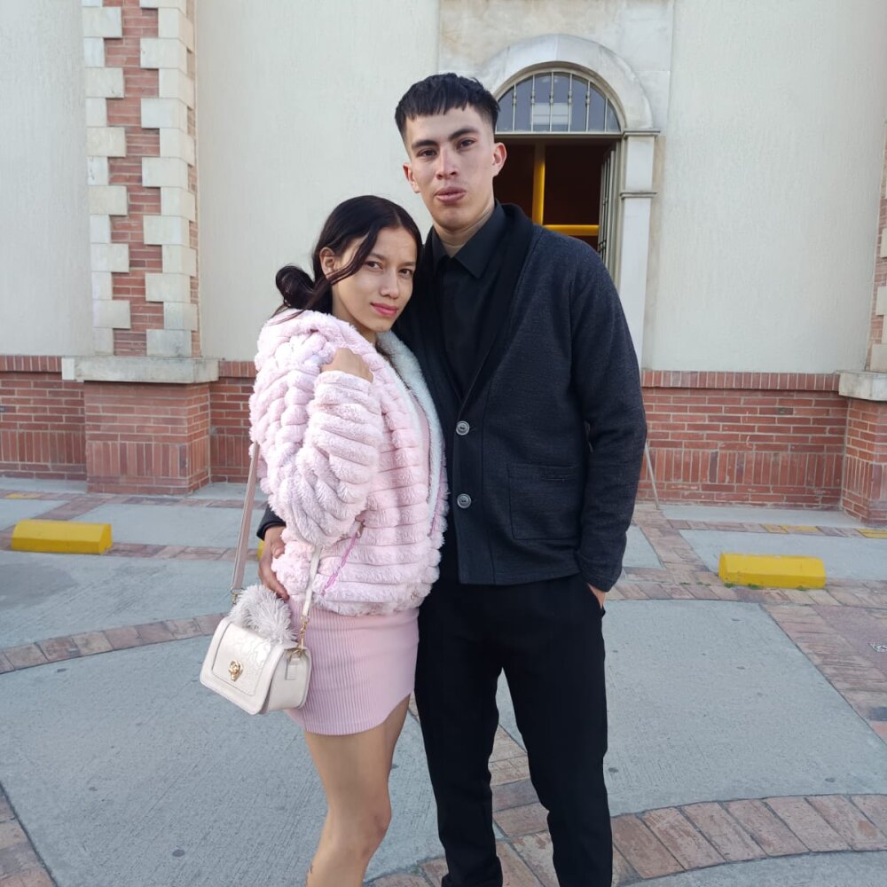 IsabelaAndNicholas profile