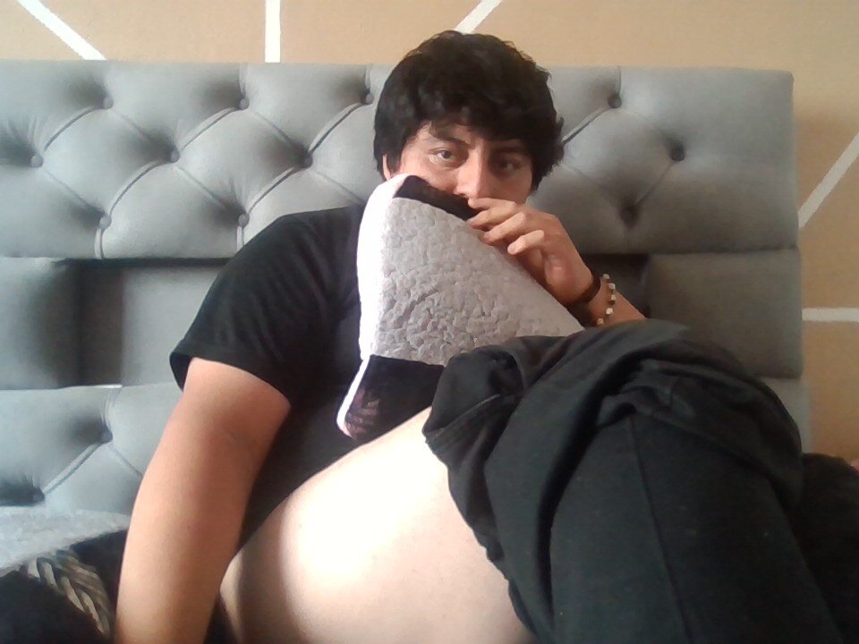 _stiven_1817's Offline XXX Chat