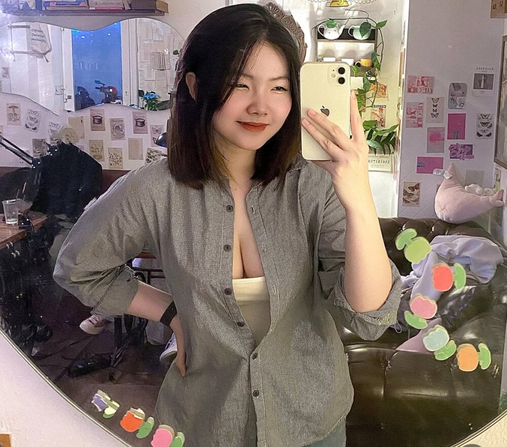 AngelBabyyxx's Offline Chat Room