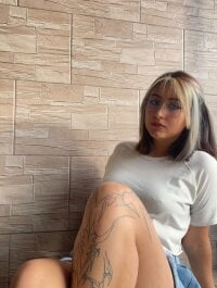 Amaia_Adams_'s Offline XXX Chat